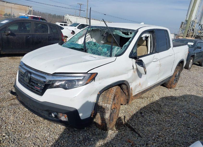 Photo 2 of 2020 Honda Ridgeline AWD SPORT (VIN 5FPYK3F11LB020351)