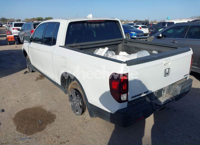 Photo 3 of 2020 Honda Ridgeline AWD SPORT (VIN 5FPYK3F11LB021158)