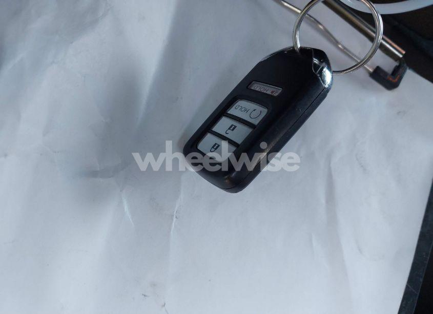 Photo 11 of 2018 Honda Ridgeline SPORT (VIN 5FPYK3F12JB001126)