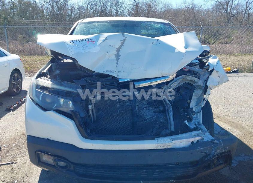 Photo 12 of 2018 Honda Ridgeline SPORT (VIN 5FPYK3F12JB001126)