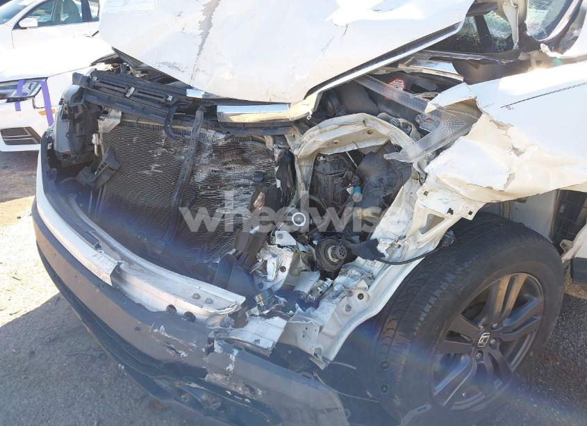 Photo 6 of 2018 Honda Ridgeline SPORT (VIN 5FPYK3F12JB001126)