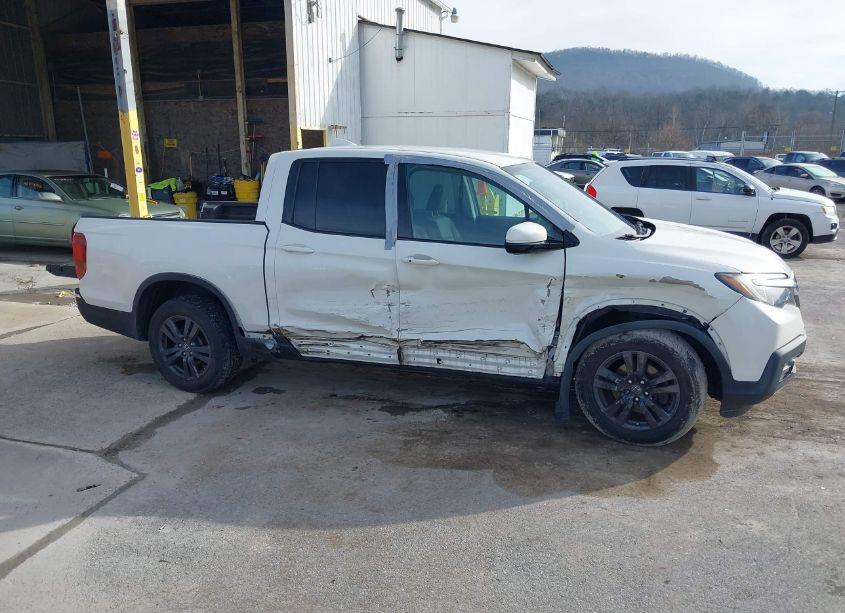 Photo 13 of 2019 Honda Ridgeline SPORT (VIN 5FPYK3F12KB006666)
