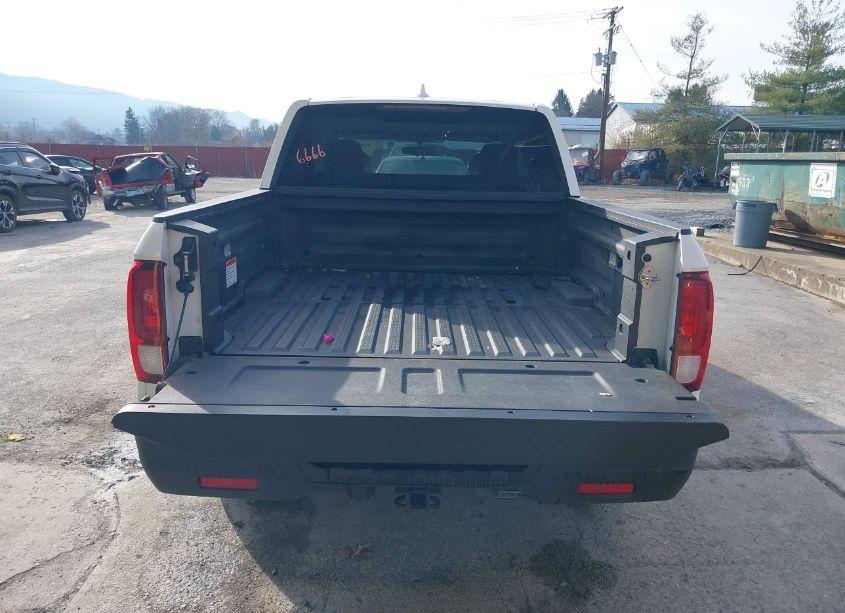 Photo 16 of 2019 Honda Ridgeline SPORT (VIN 5FPYK3F12KB006666)