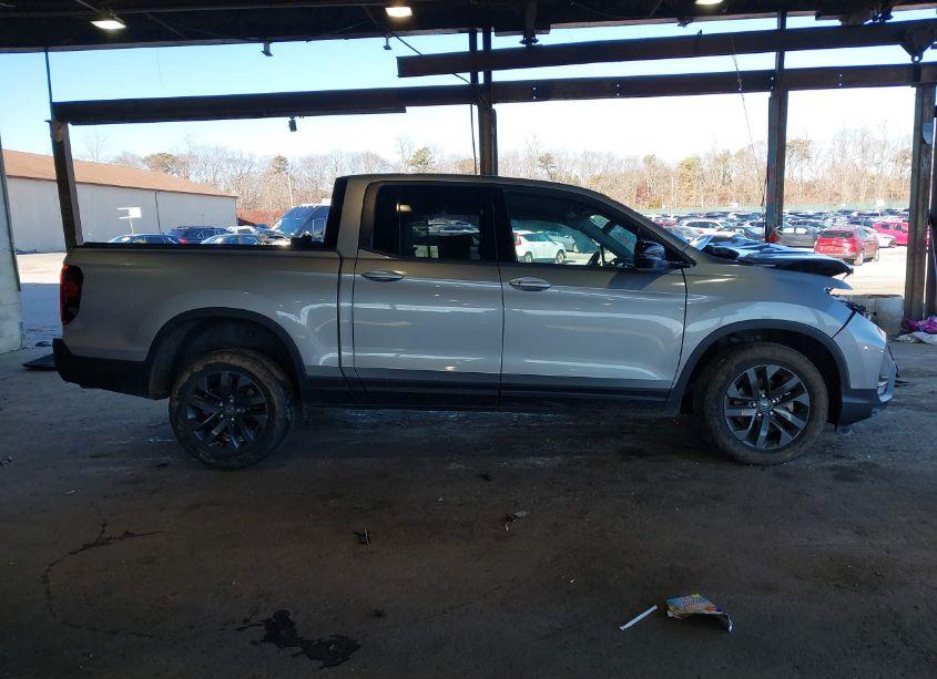 Photo 14 of 2021 Honda Ridgeline AWD SPORT (VIN 5FPYK3F12MB004872)
