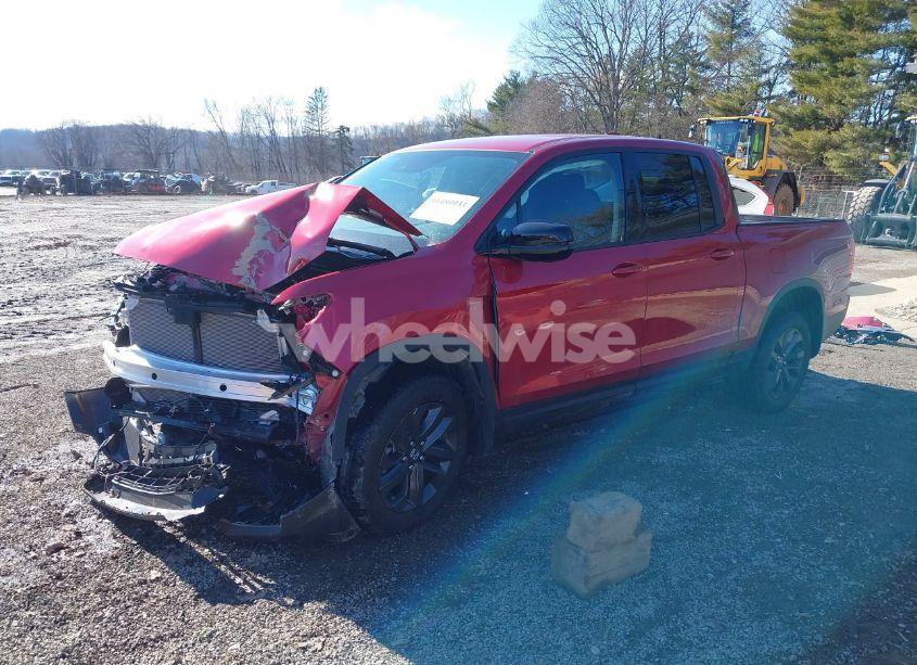 Photo 2 of 2025 Honda Ridgeline SPORT (VIN 5FPYK3F13SB007230)