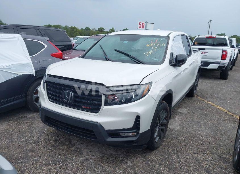 Photo 2 of 2023 Honda Ridgeline SPORT (VIN 5FPYK3F14PB049364)