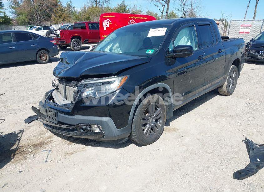 Photo 2 of 2019 Honda Ridgeline SPORT (VIN 5FPYK3F15KB011862)