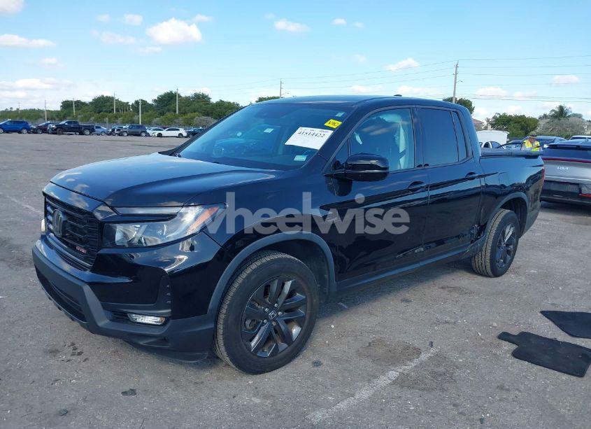 Photo 2 of 2022 Honda Ridgeline SPORT (VIN 5FPYK3F15NB014541)