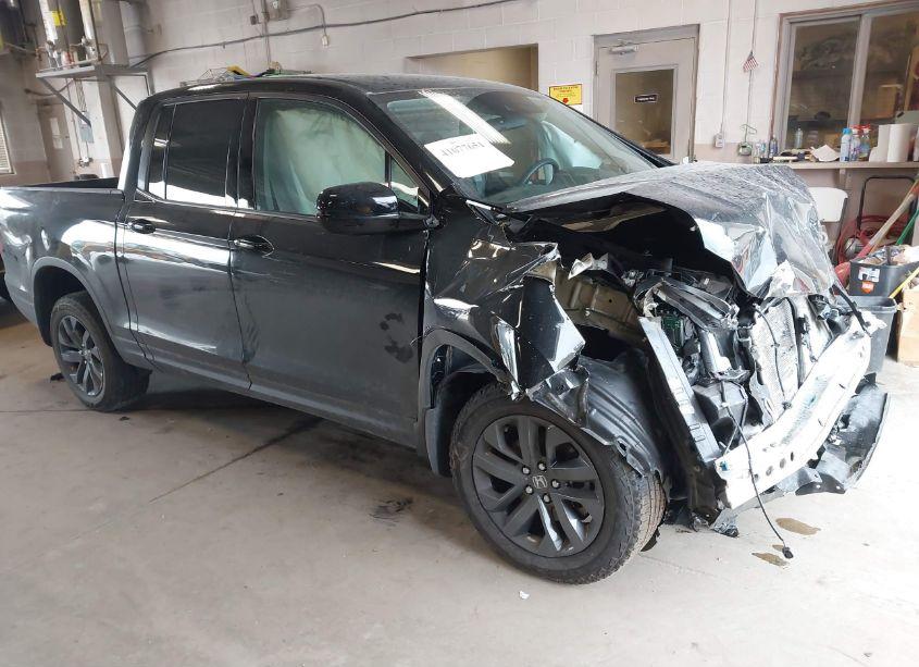 2021 Honda Ridgeline AWD SPORT (VIN 5FPYK3F16MB015440) main photo