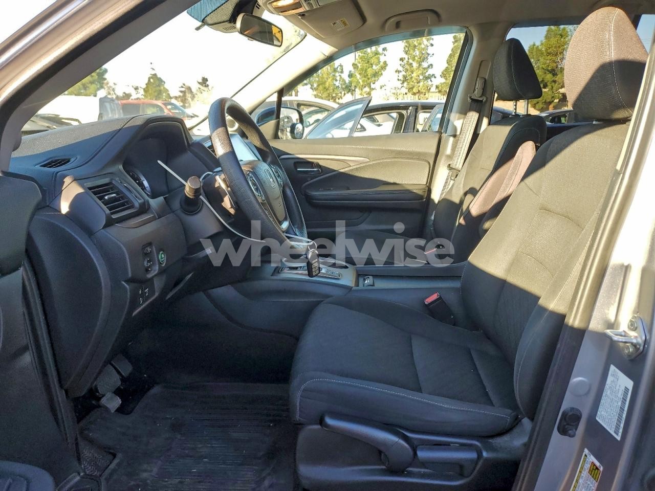Photo 7 of 2021 HONDA RIDGELINE SPORT (VIN 5FPYK3F16MB023604)