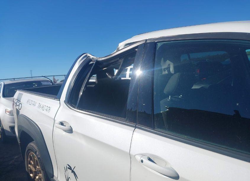 Photo 6 of 2022 Honda Ridgeline SPORT (VIN 5FPYK3F16NB001555)