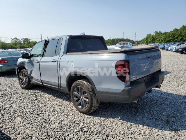 Photo 5 of 2024 HONDA RIDGELINE SPORT (VIN 5FPYK3F16RB019009)