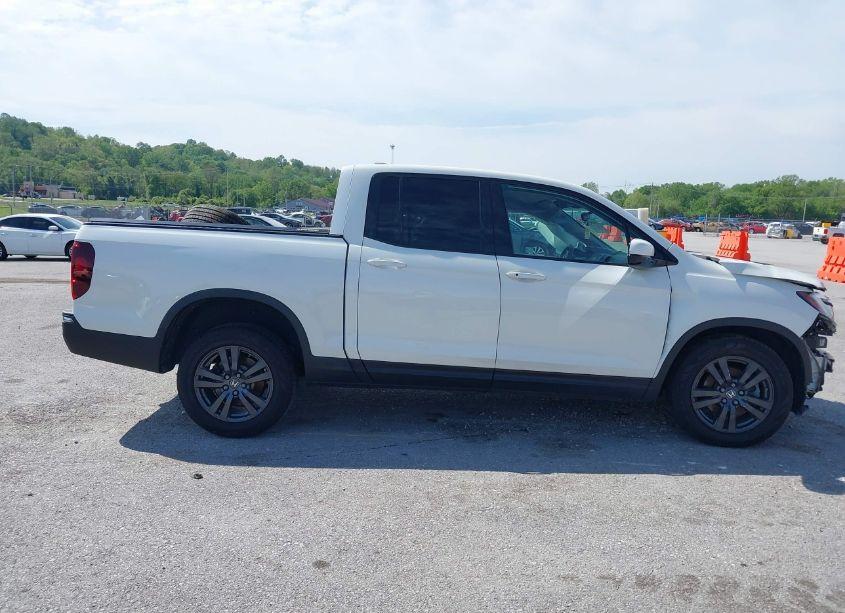Photo 13 of 2018 Honda Ridgeline SPORT (VIN 5FPYK3F17JB003888)