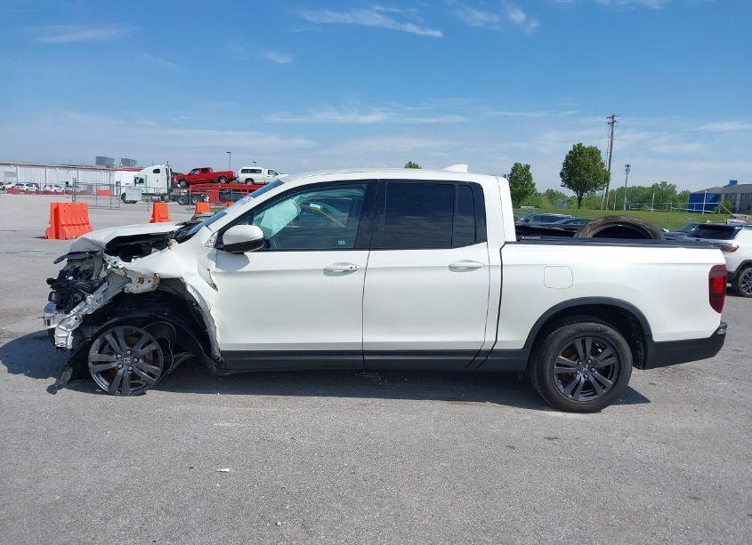 Photo 14 of 2018 Honda Ridgeline SPORT (VIN 5FPYK3F17JB003888)