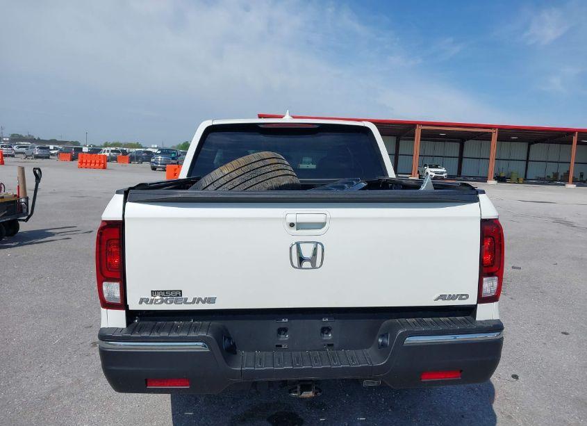 Photo 16 of 2018 Honda Ridgeline SPORT (VIN 5FPYK3F17JB003888)