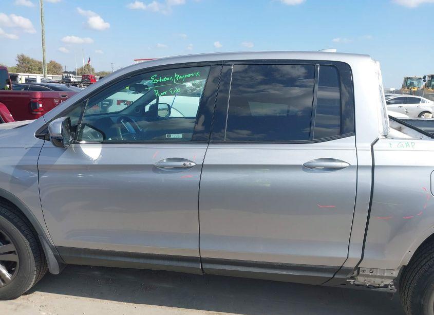 Photo 15 of 2020 Honda Ridgeline AWD SPORT (VIN 5FPYK3F17LB021889)