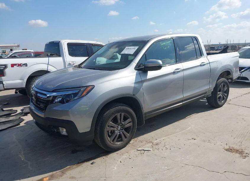 Photo 2 of 2020 Honda Ridgeline AWD SPORT (VIN 5FPYK3F17LB021889)