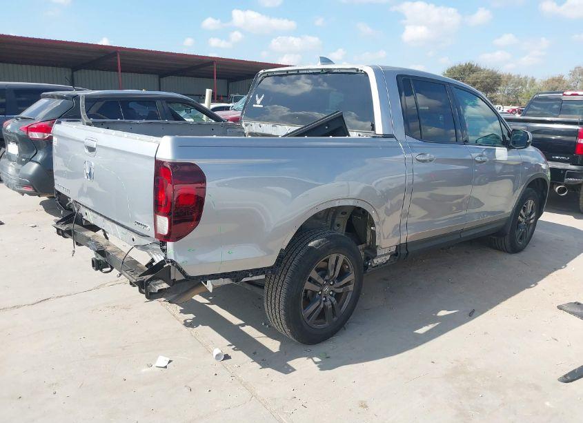 Photo 4 of 2020 Honda Ridgeline AWD SPORT (VIN 5FPYK3F17LB021889)