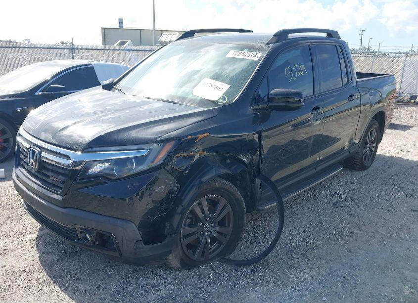 Photo 6 of 2019 Honda Ridgeline SPORT (VIN 5FPYK3F18KB045360)