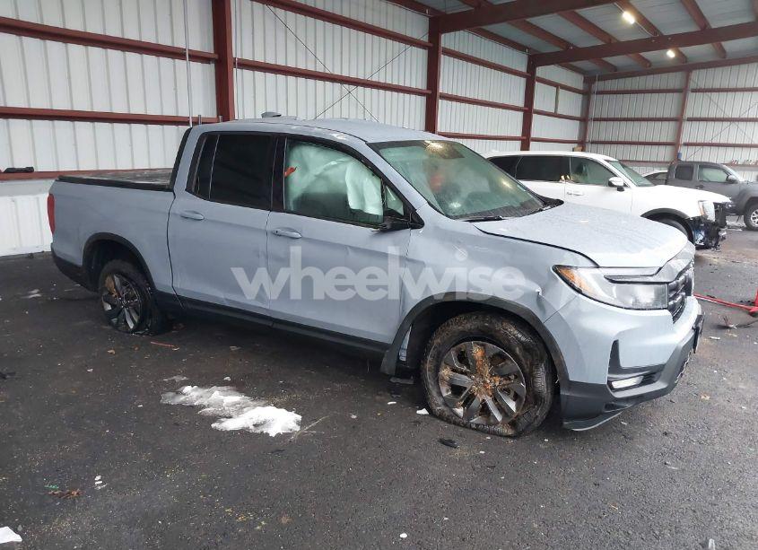 2024 Honda Ridgeline SPORT (VIN 5FPYK3F18RB008206) main photo