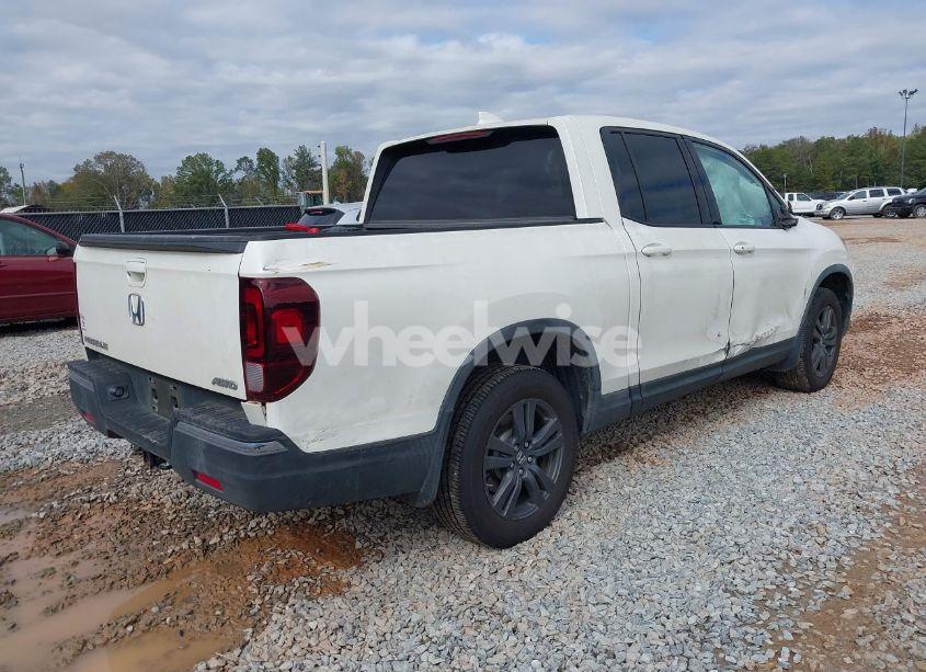 Photo 4 of 2018 Honda Ridgeline SPORT (VIN 5FPYK3F1XJB001956)