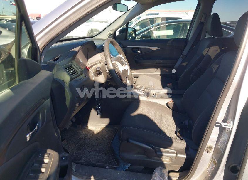 Photo 21 of 2020 Honda Ridgeline AWD SPORT (VIN 5FPYK3F1XLB028089)