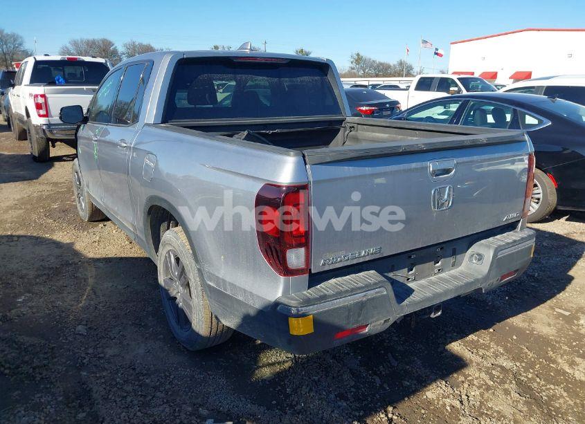 Photo 3 of 2020 Honda Ridgeline AWD SPORT (VIN 5FPYK3F1XLB028089)