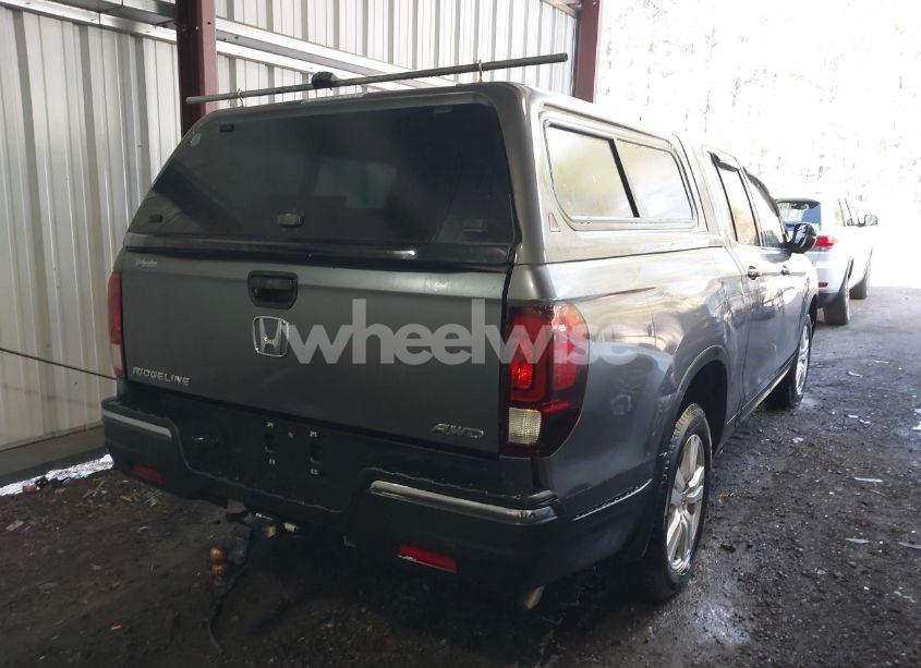 Photo 4 of 2017 Honda Ridgeline RT (VIN 5FPYK3F21HB012556)