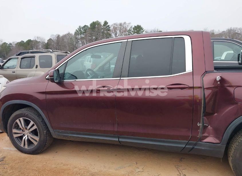 Photo 14 of 2017 Honda Ridgeline RTS (VIN 5FPYK3F40HB037675)