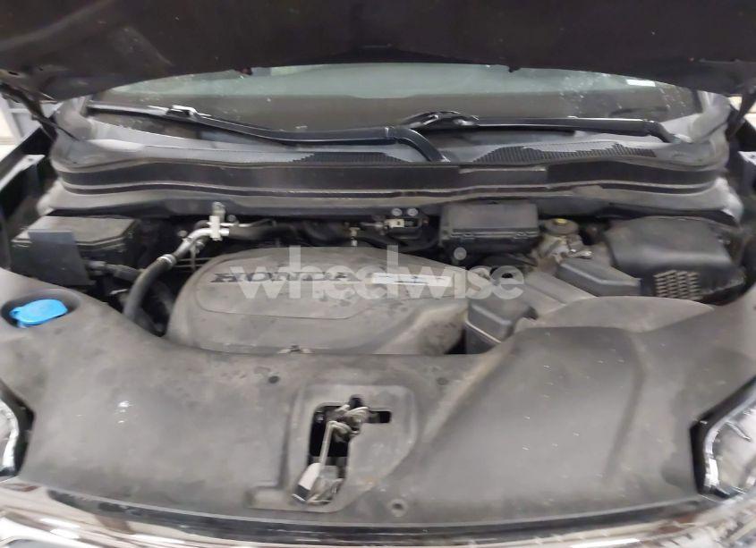 Photo 10 of 2017 Honda Ridgeline RTS (VIN 5FPYK3F46HB031010)