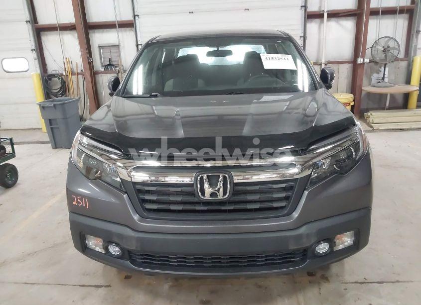 Photo 12 of 2017 Honda Ridgeline RTS (VIN 5FPYK3F46HB031010)