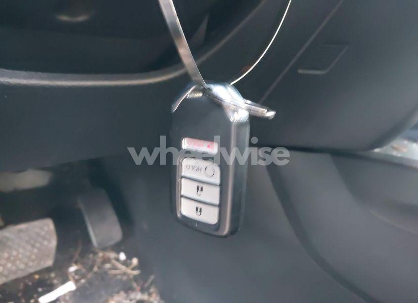 Photo 11 of 2017 Honda Ridgeline RTS (VIN 5FPYK3F4XHB017465)