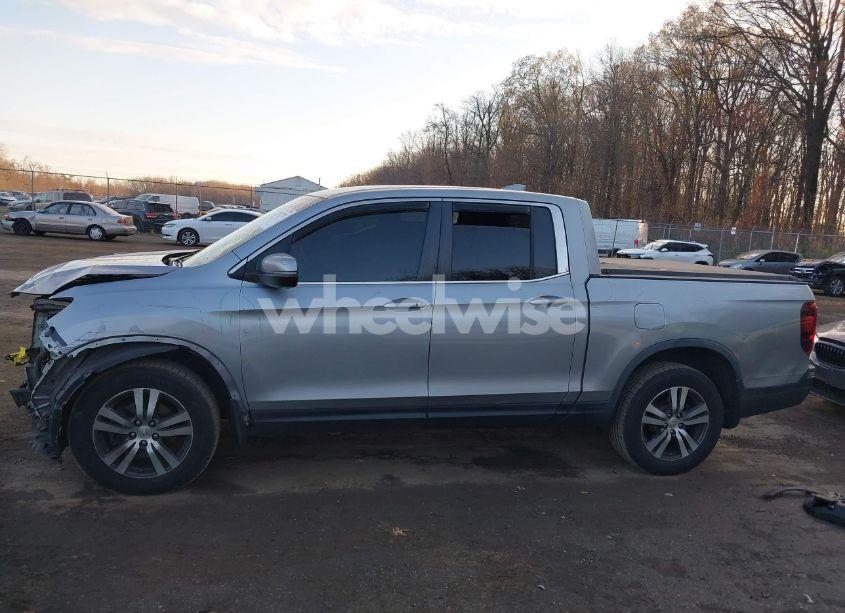 Photo 14 of 2017 Honda Ridgeline RTS (VIN 5FPYK3F4XHB017465)