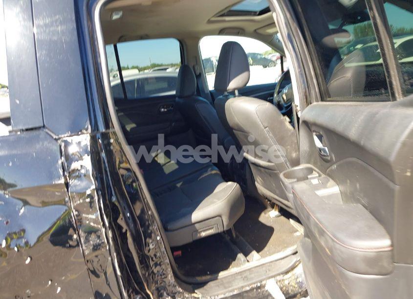 Photo 8 of 2022 Honda Ridgeline RTL (VIN 5FPYK3F50NB016717)