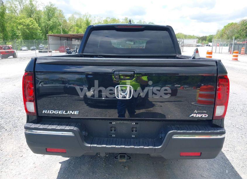 Photo 16 of 2017 Honda Ridgeline RTL (VIN 5FPYK3F51HB013989)