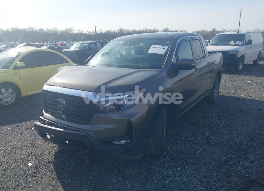 Photo 2 of 2022 Honda Ridgeline RTL (VIN 5FPYK3F51NB038239)