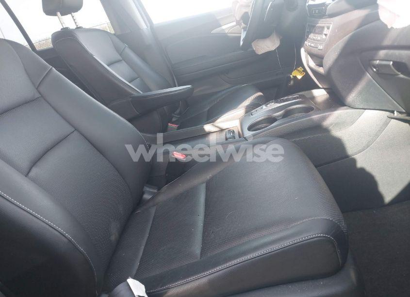 Photo 5 of 2022 Honda Ridgeline RTL (VIN 5FPYK3F51NB038239)