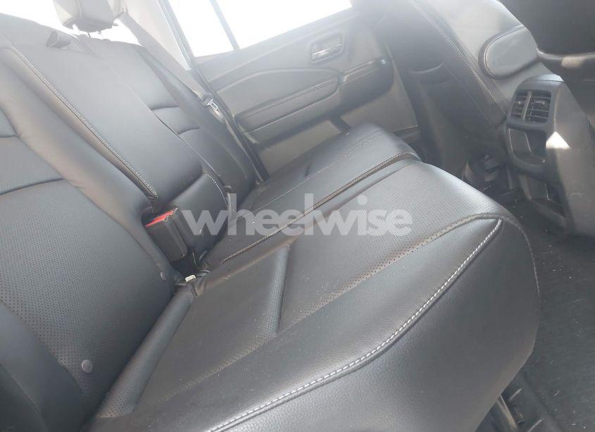 Photo 8 of 2022 Honda Ridgeline RTL (VIN 5FPYK3F51NB038239)