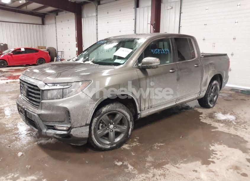 Photo 2 of 2023 Honda Ridgeline RTL (VIN 5FPYK3F51PB022254)