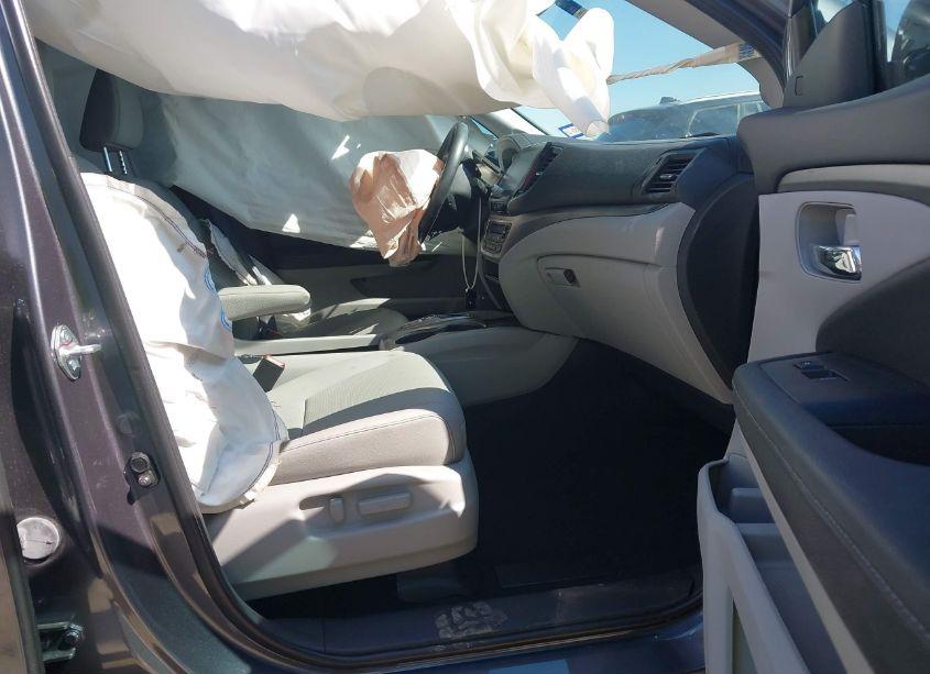 Photo 5 of 2023 Honda Ridgeline RTL (VIN 5FPYK3F51PB024005)