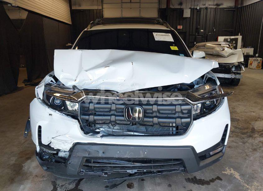 Photo 6 of 2025 Honda Ridgeline RTL (VIN 5FPYK3F51SB009755)