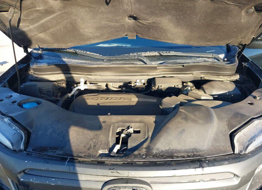 Photo 10 of 2017 Honda Ridgeline RTL (VIN 5FPYK3F52HB030395)