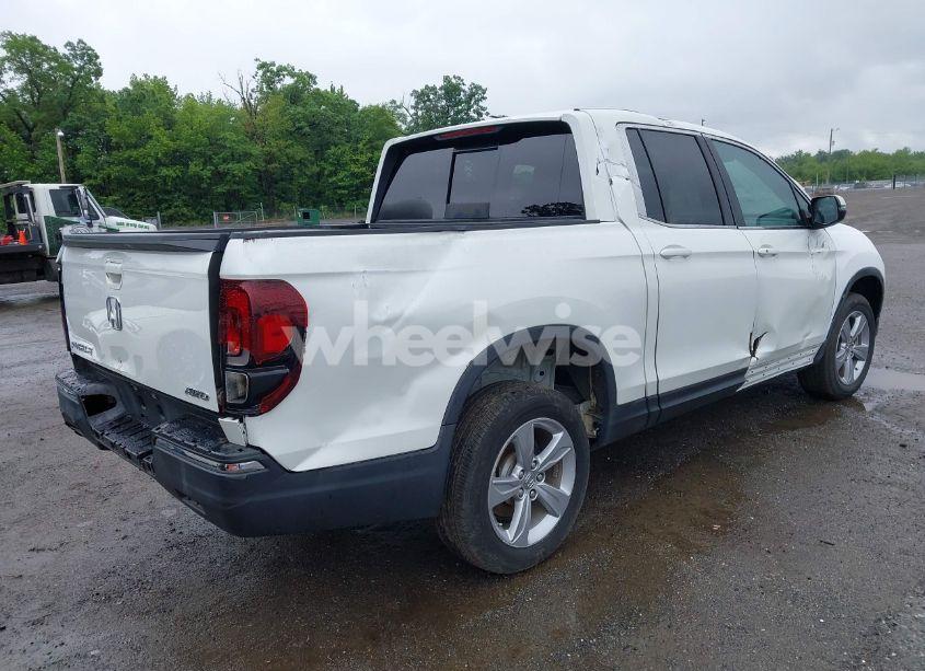 Photo 4 of 2020 Honda Ridgeline AWD RTL (VIN 5FPYK3F52LB030440)