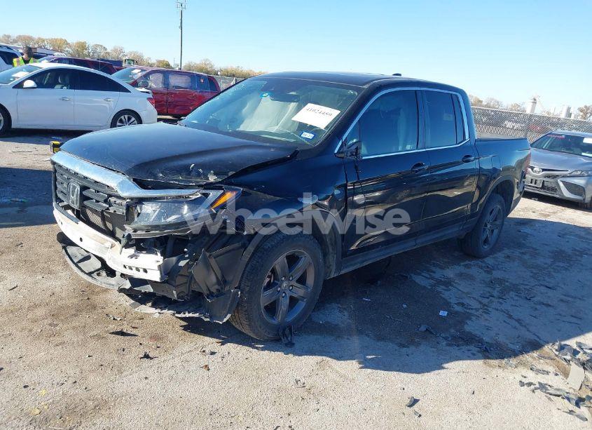 Photo 2 of 2022 Honda Ridgeline RTL (VIN 5FPYK3F53NB035441)