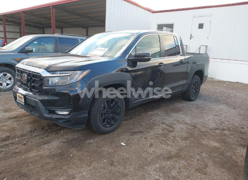 Photo 2 of 2023 Honda Ridgeline RTL (VIN 5FPYK3F53PB034101)