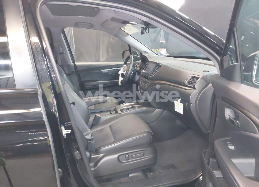 Photo 5 of 2023 Honda Ridgeline RTL (VIN 5FPYK3F53PB064070)