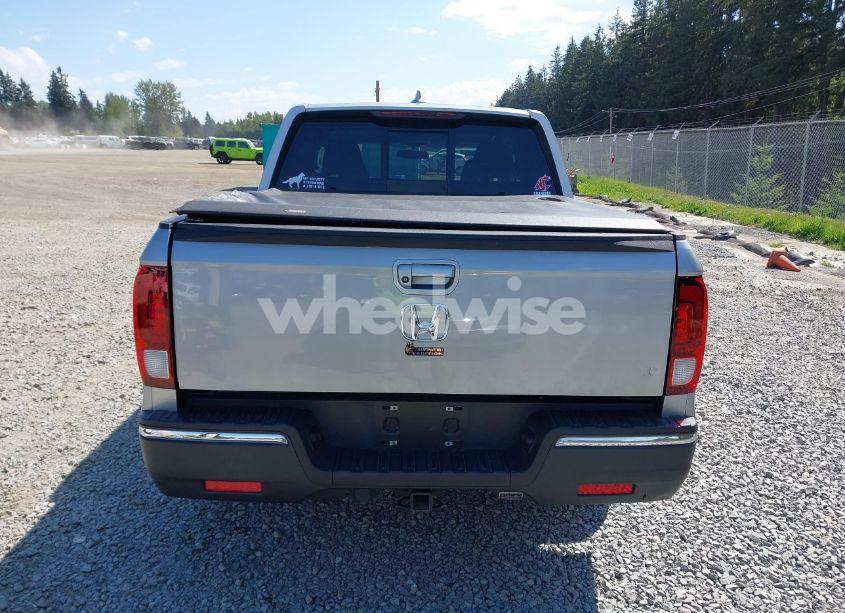 Photo 16 of 2019 Honda Ridgeline RTL (VIN 5FPYK3F54KB018272)
