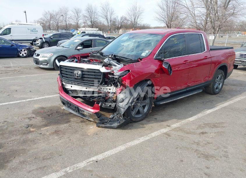 Photo 2 of 2021 Honda Ridgeline AWD RTL (VIN 5FPYK3F54MB014502)