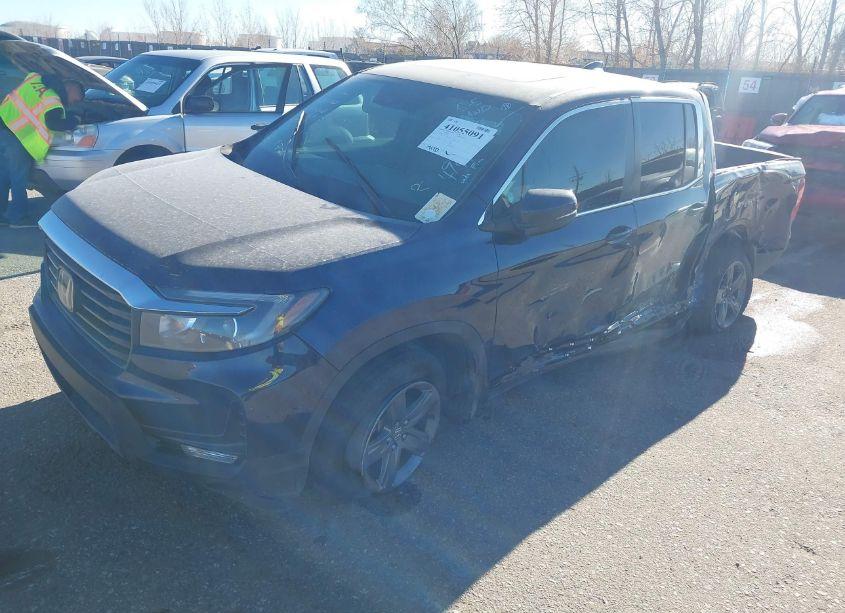 Photo 2 of 2023 Honda Ridgeline RTL (VIN 5FPYK3F54PB034947)