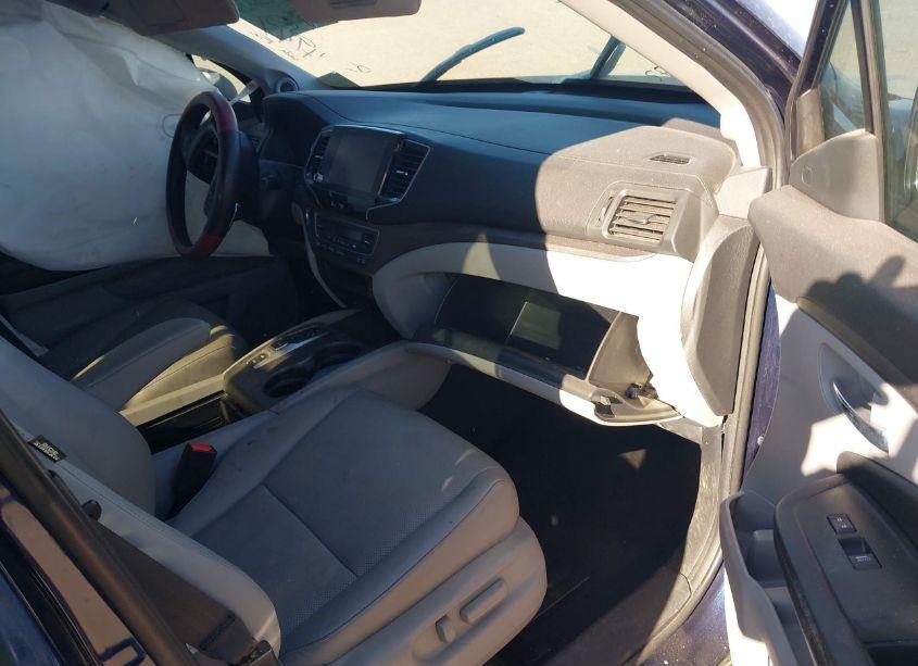 Photo 5 of 2023 Honda Ridgeline RTL (VIN 5FPYK3F54PB034947)